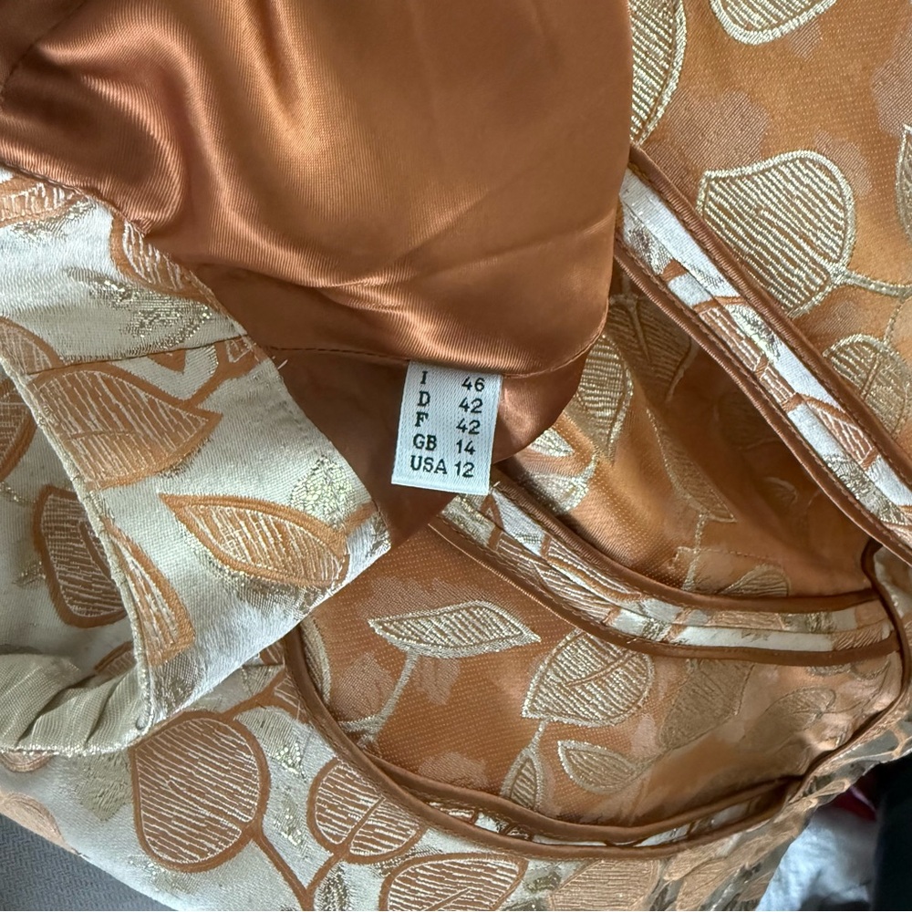 Vintage Moschino Collarless Gold Jacket - Picture 5 of 6